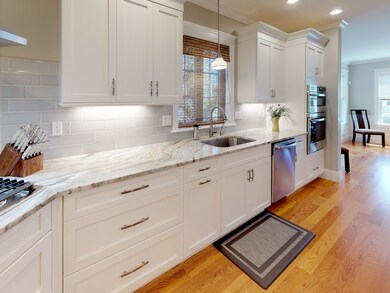 22 Grove St unit 1, Watertown, MA 02472 - photo 3