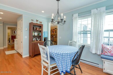 breakfast nook