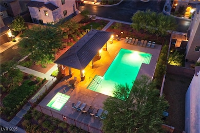 Verada View pool and hot tub