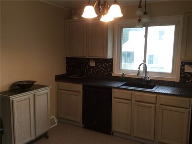 2717 Wellington Rd, Erie, PA 16506 - photo 4