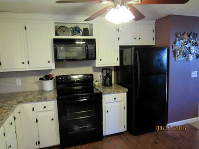 185 Kimberly Ln, West Warwick, RI 02893 - photo 4