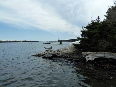 Waterfront/Dock/Pier.
