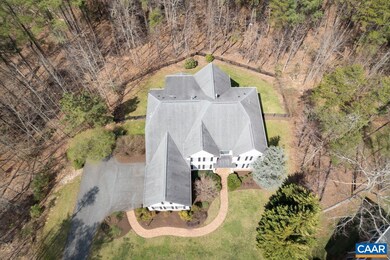 2008 Farringdon Rd, Keswick, VA 22947 - photo 2