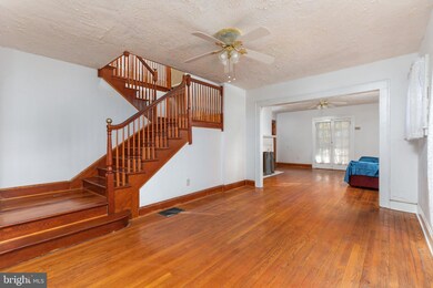 202 S Main St, Edinburg, VA 22824 - photo 6