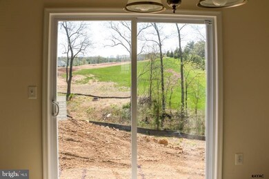 17 Kestrel Dr unit 98, Gettysburg, PA 17325 - photo 6