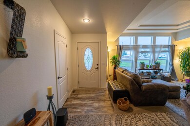 3110 NE Walnut Ave, Redmond, OR 97756 - photo 5