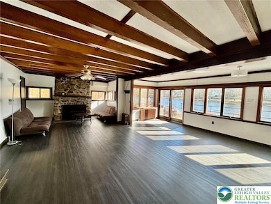 5449 de Pues Rd unit 1, Bangor, PA 18013 - photo 6