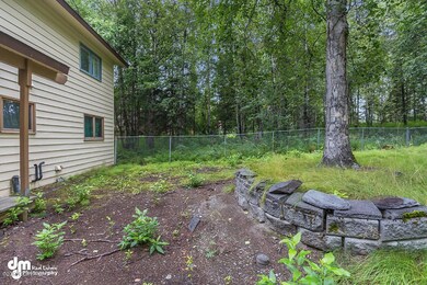 Backyard 9766-SMALL