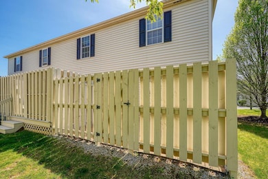 New fence with gate