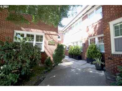 701 NE 28th Ave unit 35, Portland, OR 97232 - photo 3