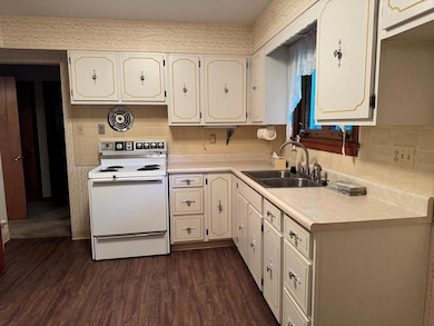 46 W Rolling Acres Rd, New Martinsville, WV 26155 - photo 7