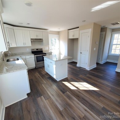 1607 3rd St, Statesville, NC 28677 - photo 5