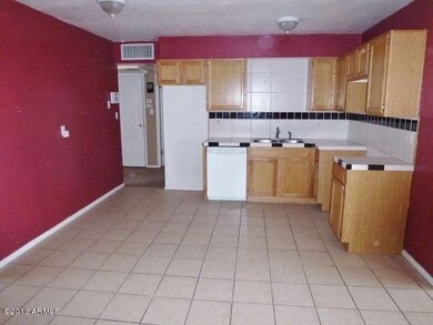023-342427- KITCHEN 1 -