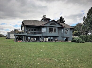 14645 Lakeshore Rd, Kent, NY 14477 - photo 2