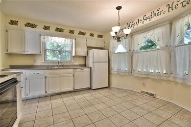 12934 W 99th St, Lenexa, KS 66215 - photo 7