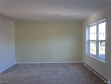 115 Balliet Ct unit 3, Saylorsburg, PA 18353 - photo 6