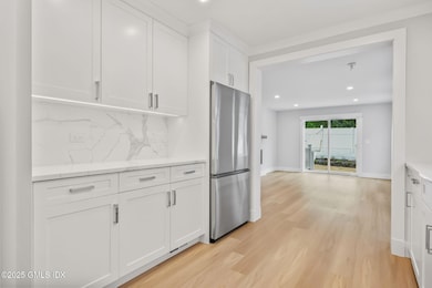 15-web-or-mls-7-cos-cob-ave-unit-a