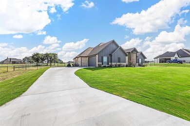 2071 Sunset Ridge Dr, Weatherford, TX 76087 - photo 3