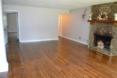 8001 Sherry Lynn Ct, Louisville, KY 40228 - photo 5