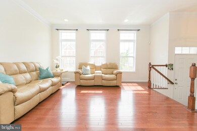 43274 Mitcham Square, Ashburn, VA 20148 - photo 2