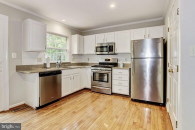 1958 Teasel Ct, Woodbridge, VA 22192 - photo 6