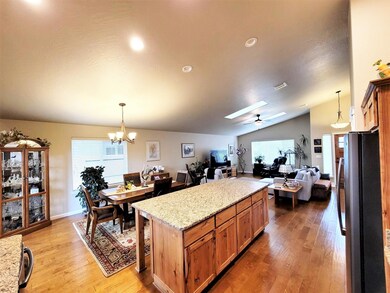 Yucca Kitchen 2