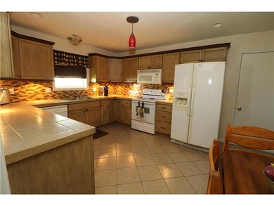 502 W Shanandoah Dr Edgerton, Ks. 66021
