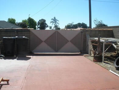 RV parking/ alley access