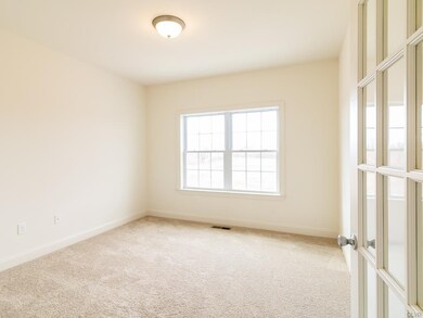 6880 Gwenmawr Rd unit 16, Bethlehem, PA 18017 - photo 6