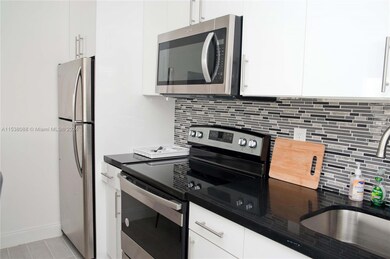 4109 N Ocean Dr unit 7, Lauderdale By the Sea, FL 33308 - photo 2