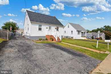 2216 Smith Ave, Halethorpe, MD 21227 - photo 2