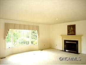 GREAT ROOM  WITH FIREPLACE