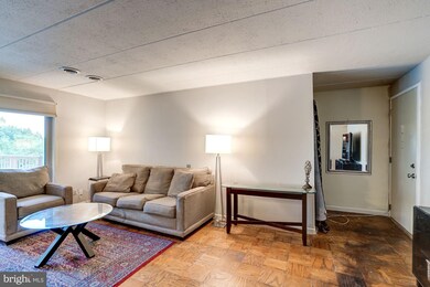 2618 Redcoat Dr unit 187, Alexandria, VA 22303 - photo 5