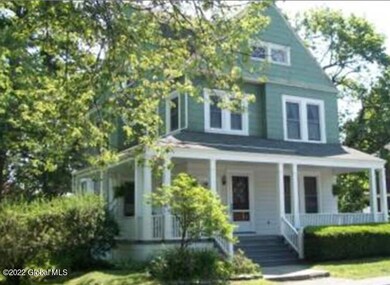 22 S Lake Ave, Troy, NY 12180 - photo 2