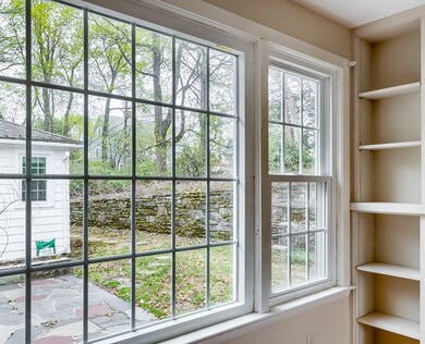 9 Fenimore Rd, Worcester, MA 01609 - photo 6