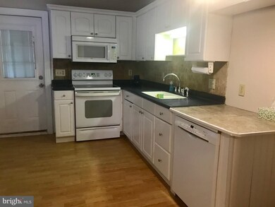 320 Windsor St, Hamburg, PA 19526 - photo 4