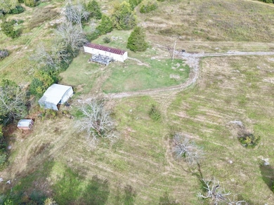 104 Vantrease Ave, Auburntown, TN 37016 - photo 4