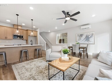 13132 Seasons Ln unit Lot 4, Oregoncity, OR 97045 - photo 4