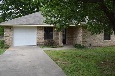 203 Thomas St, Joshua, TX 76058 - photo 2