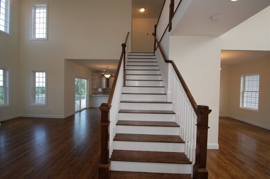 126 Brookview Dr, Hooksett, NH 03106 - photo 7