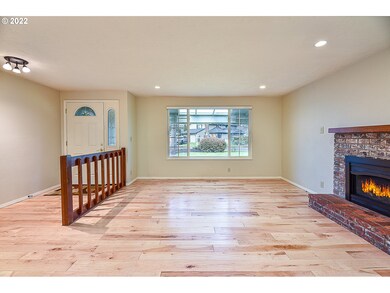 1715 Russet Dr, Eugene, OR 97401 - photo 7