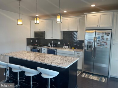 43021 Greggsville Chapel Terrace unit 105, Dulles, VA 20148 - photo 6