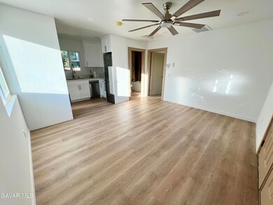 1133 Geraldine Ave E unit B, Lancaster, CA 93535 - photo 6