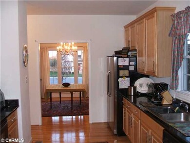 Kitchen - Open kitchen with granite countertops, s