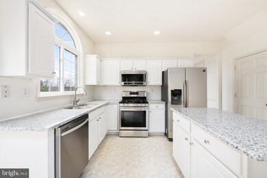 799 Southwind Ln, Downingtown, PA 19335 - photo 3