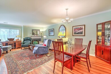 004_LIVING ROOM