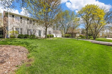 28W104 Country View Dr, Naperville, IL 60564 - photo 3