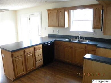 372 Scenic View Dr, Mount Washington, KY 40047 - photo 6