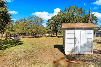 282096 Andrews Dr, Comanche, OK 73529 - photo 7