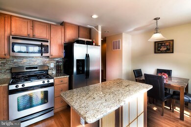 2910 Chinkapin Oak Ln unit 186, Woodbridge, VA 22191 - photo 5
